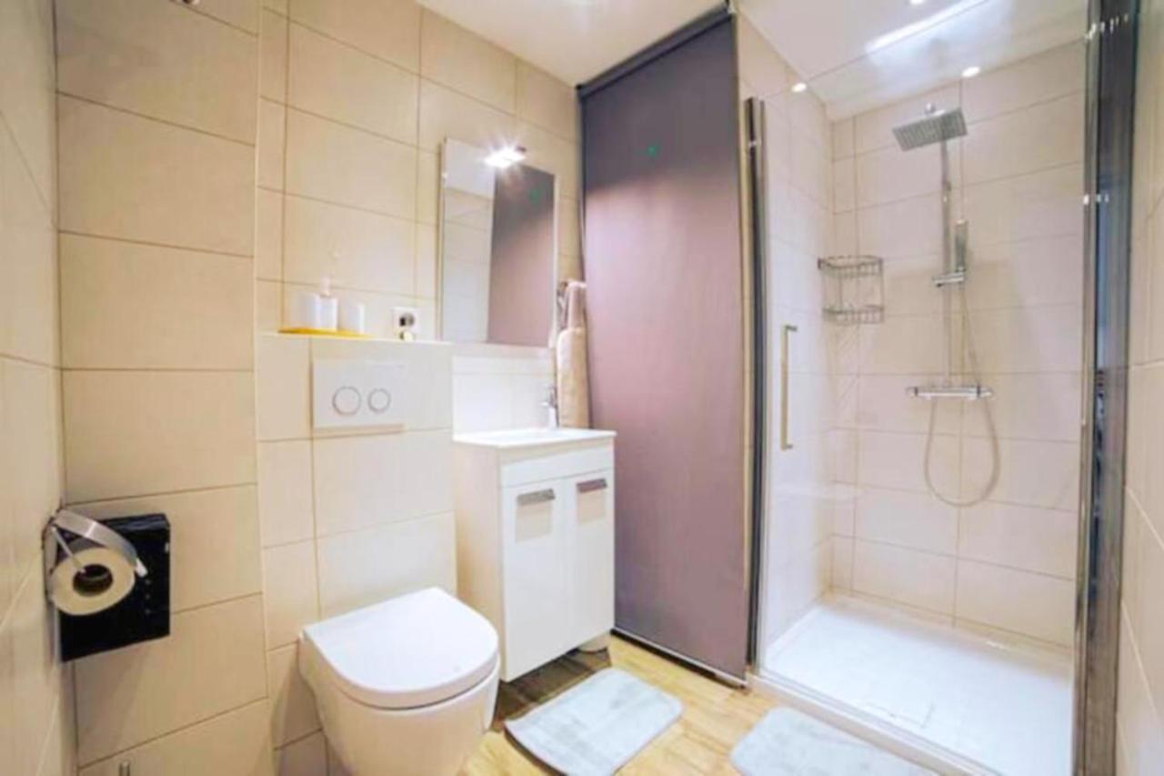 Cocoon Center - Rue D'Antibes - 200M Plage- Clim - Wifi - Unique Канни Екстер'єр фото